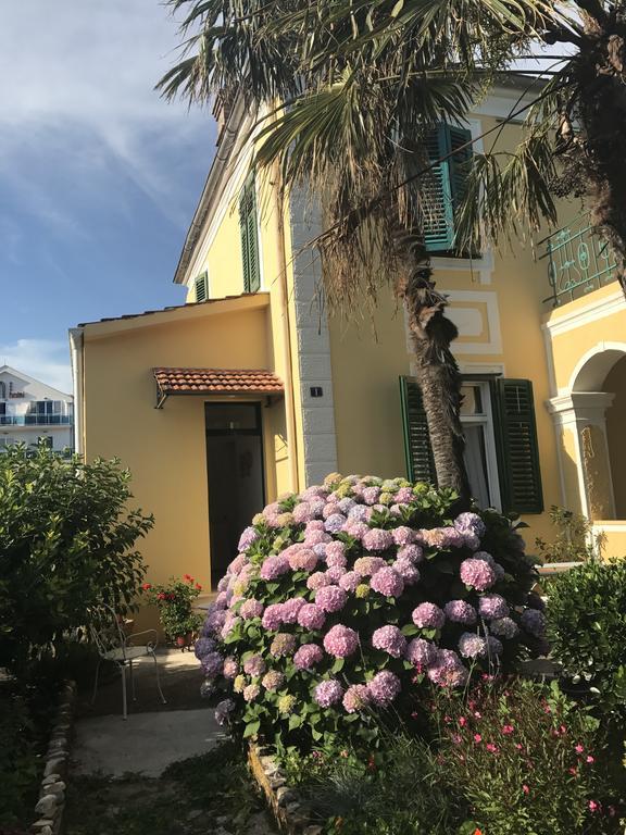 House Grabic Hotel Tivat Bagian luar foto